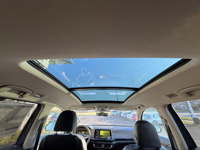 new 2026 Volkswagen Atlas car, priced at $50,452