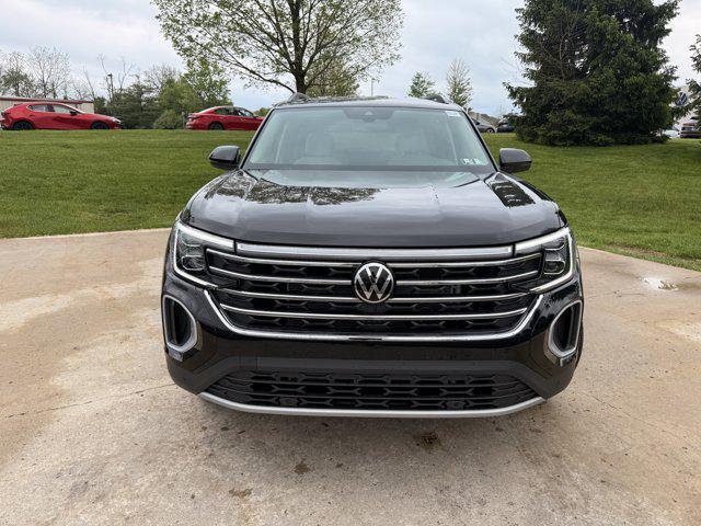 new 2026 Volkswagen Atlas car, priced at $48,620