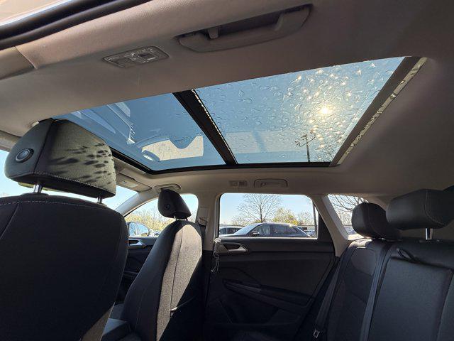 new 2026 Volkswagen Taos car, priced at $34,060