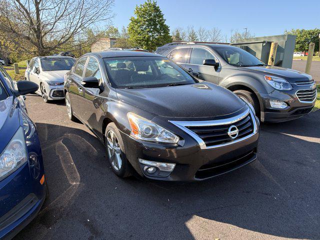 used 2014 Nissan Altima car