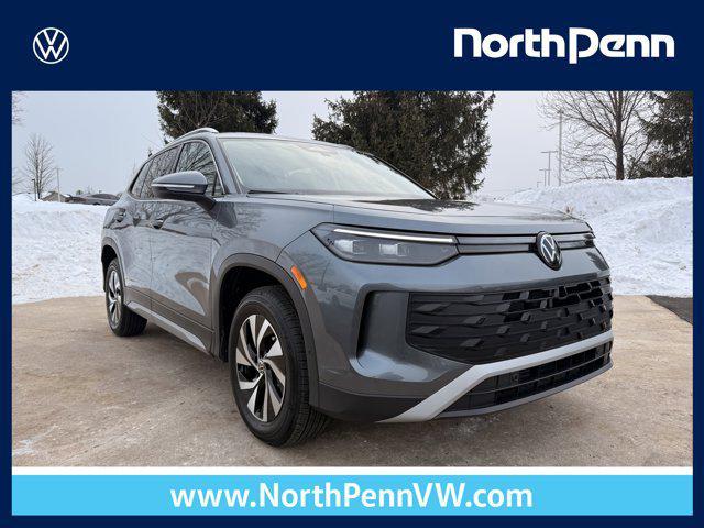 used 2025 Volkswagen Tiguan car, priced at $27,995