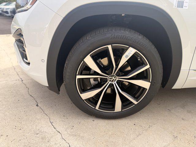 new 2026 Volkswagen Atlas car, priced at $56,366