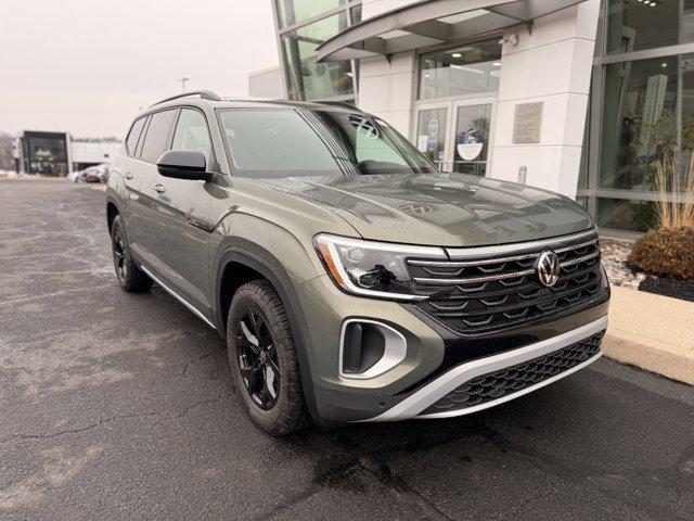new 2026 Volkswagen Atlas car, priced at $51,118
