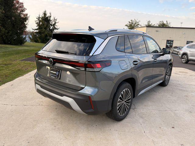 new 2026 Volkswagen Tiguan car, priced at $34,492