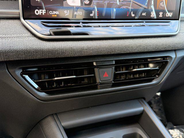 new 2026 Volkswagen Tiguan car, priced at $34,492