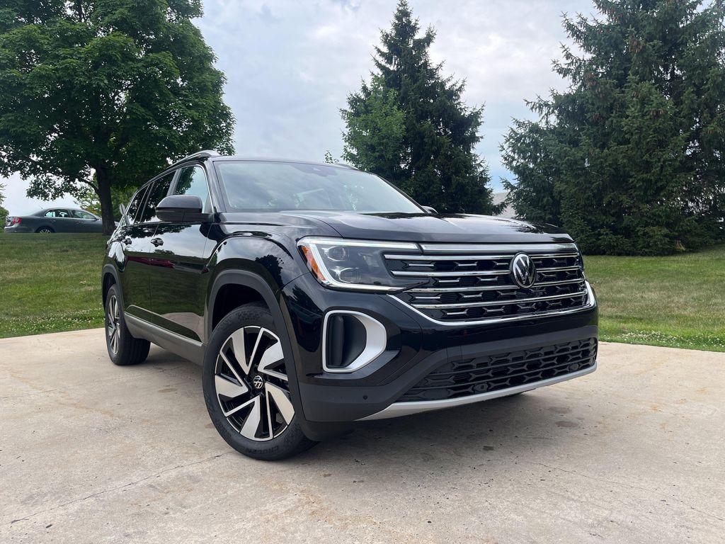 new 2026 Volkswagen Atlas car, priced at $52,728