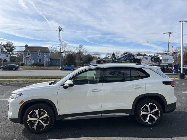 new 2026 Volkswagen Tiguan car, priced at $38,897