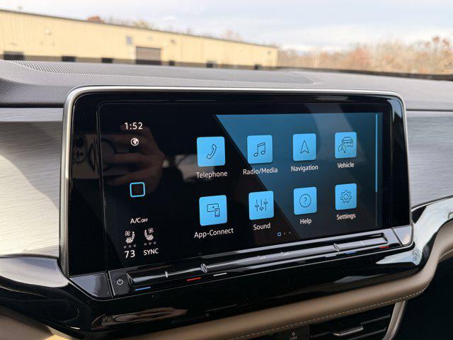 new 2026 Volkswagen Atlas Cross Sport car, priced at $46,951