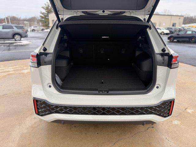 new 2026 Volkswagen Tiguan car, priced at $45,852