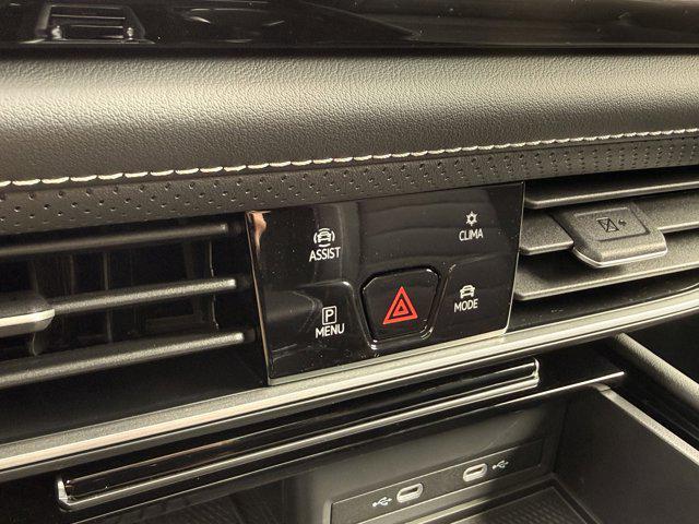 new 2026 Volkswagen Atlas car, priced at $50,486