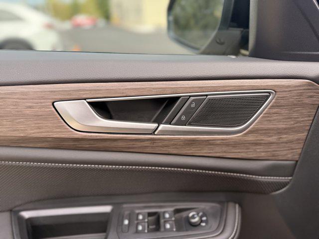 new 2026 Volkswagen Atlas car, priced at $50,486