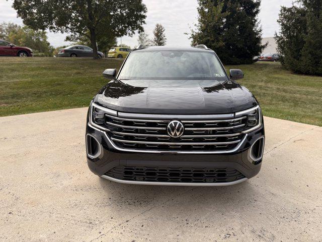 new 2026 Volkswagen Atlas car, priced at $50,486