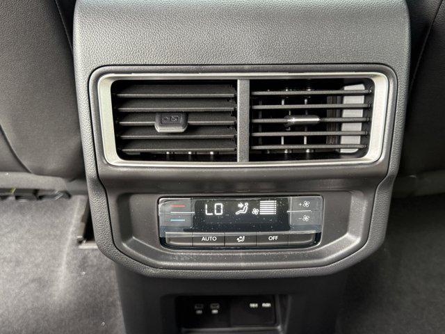 new 2026 Volkswagen Atlas car, priced at $49,107