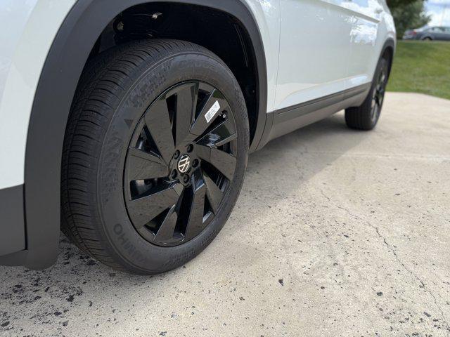 new 2026 Volkswagen Atlas car, priced at $49,107