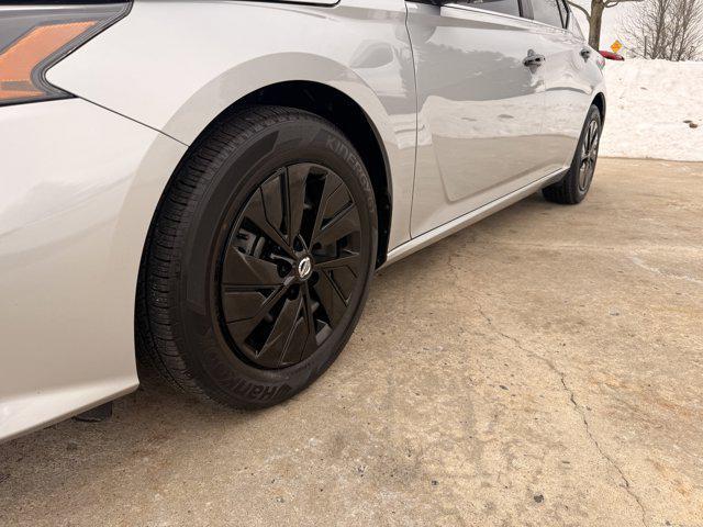 used 2022 Nissan Altima car, priced at $19,462