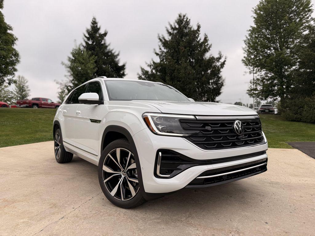 new 2026 Volkswagen Atlas Cross Sport car, priced at $57,183