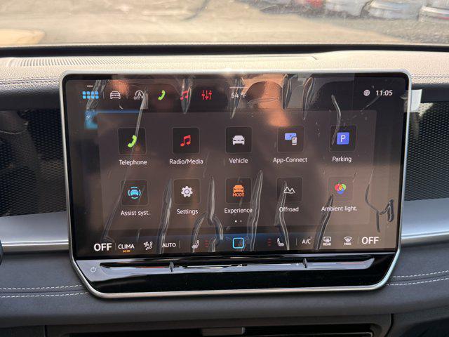 new 2026 Volkswagen Tiguan car, priced at $38,979