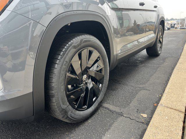 new 2026 Volkswagen Atlas car, priced at $51,002