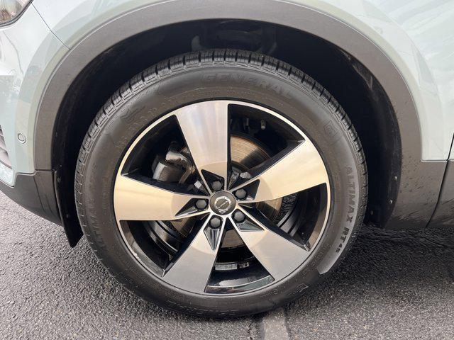 used 2019 Volvo XC40 car, priced at $15,995