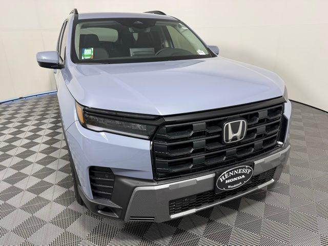 new 2026 Honda Pilot car, priced at $48,545