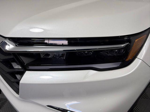 new 2025 Honda Pilot car, priced at $47,550