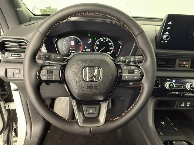 new 2025 Honda Pilot car, priced at $51,350