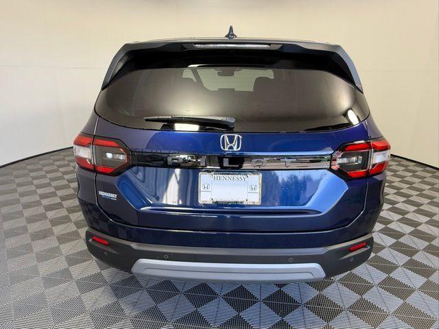 new 2025 Honda Pilot car, priced at $44,995
