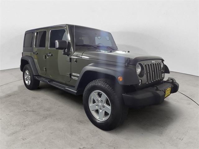 used 2015 Jeep Wrangler Unlimited car, priced at $18,478