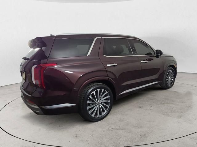 used 2025 Hyundai Palisade car, priced at $44,951