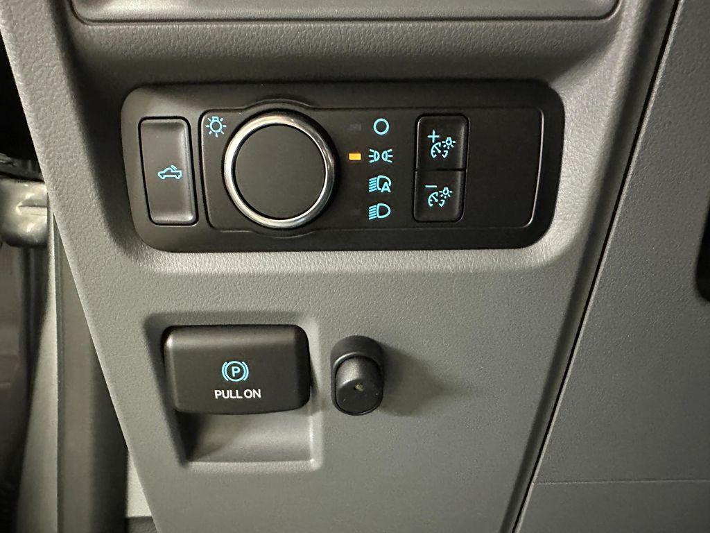 used 2022 Ford F-150 car, priced at $35,580