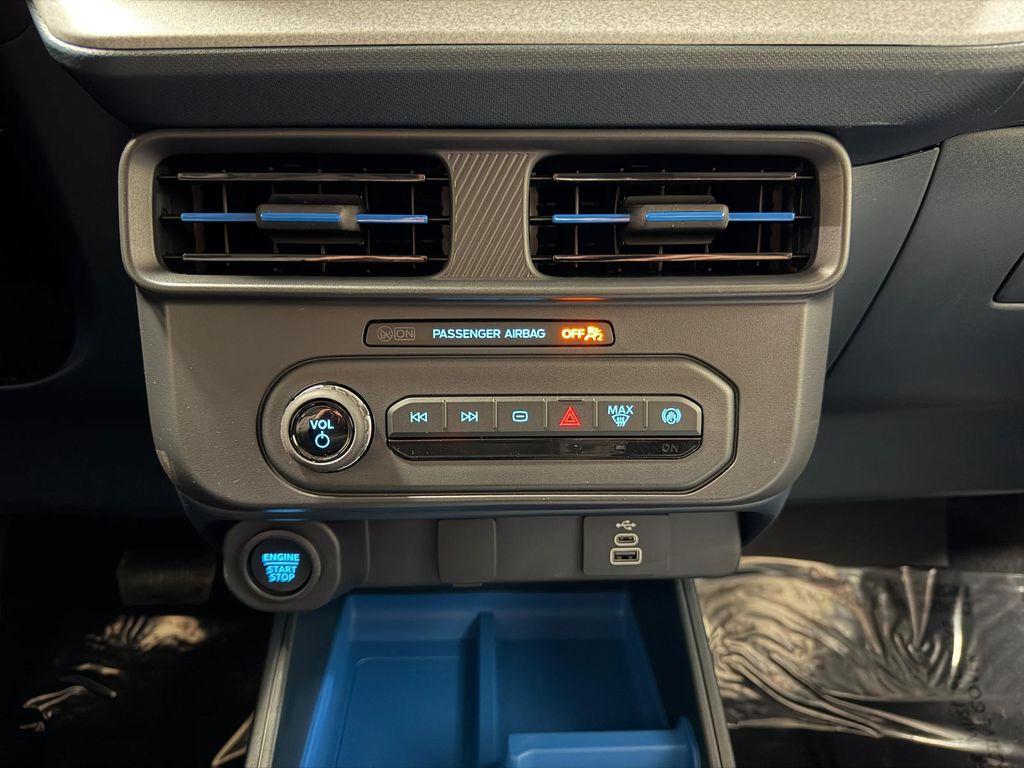 new 2025 Ford Maverick car, priced at $33,228