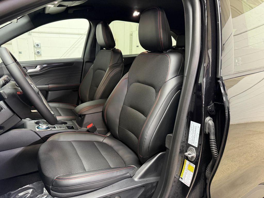 new 2026 Ford Escape car, priced at $32,886