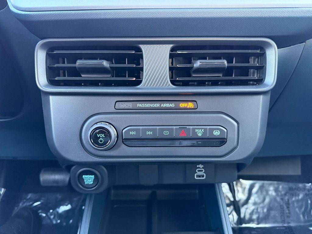 new 2025 Ford Maverick car, priced at $35,959