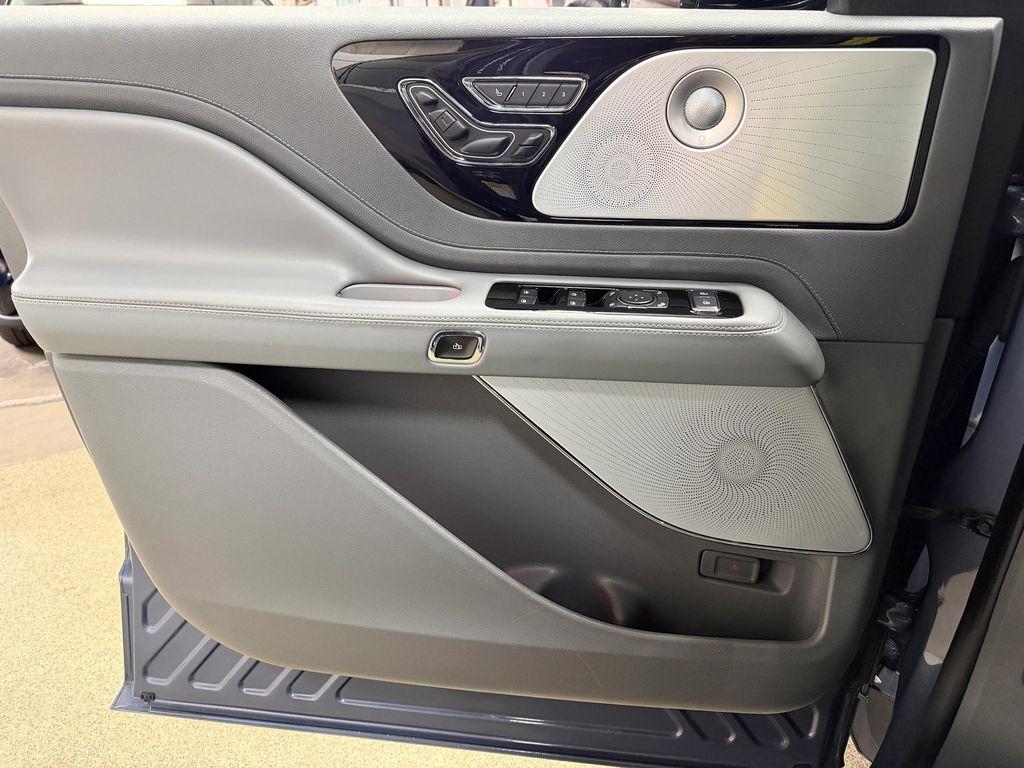 used 2021 Lincoln Aviator car, priced at $32,480