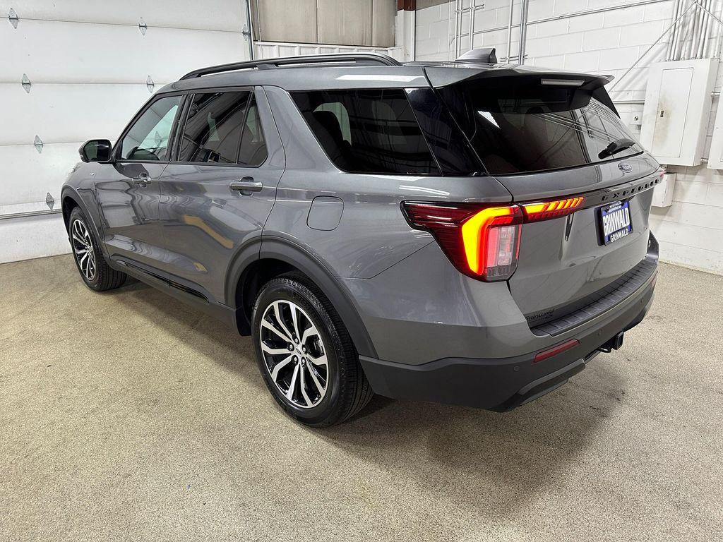 used 2025 Ford Explorer car, priced at $41,983