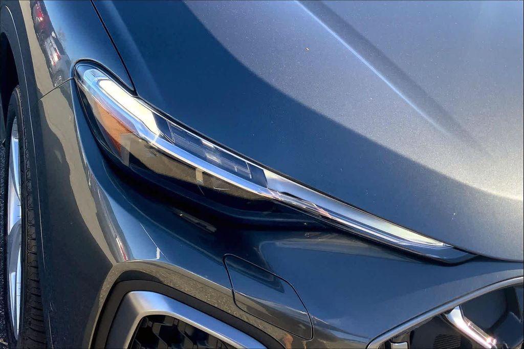 new 2025 Audi Q5 car, priced at $63,180