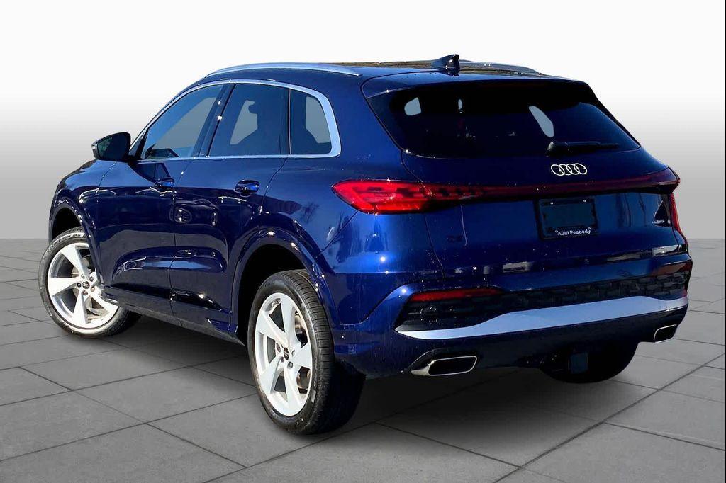 new 2025 Audi Q5 car, priced at $61,080