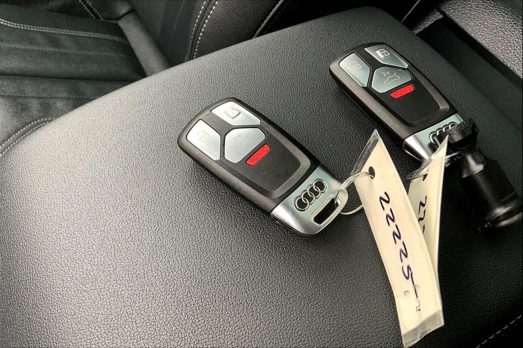 used 2025 Audi Q5 car, priced at $42,120