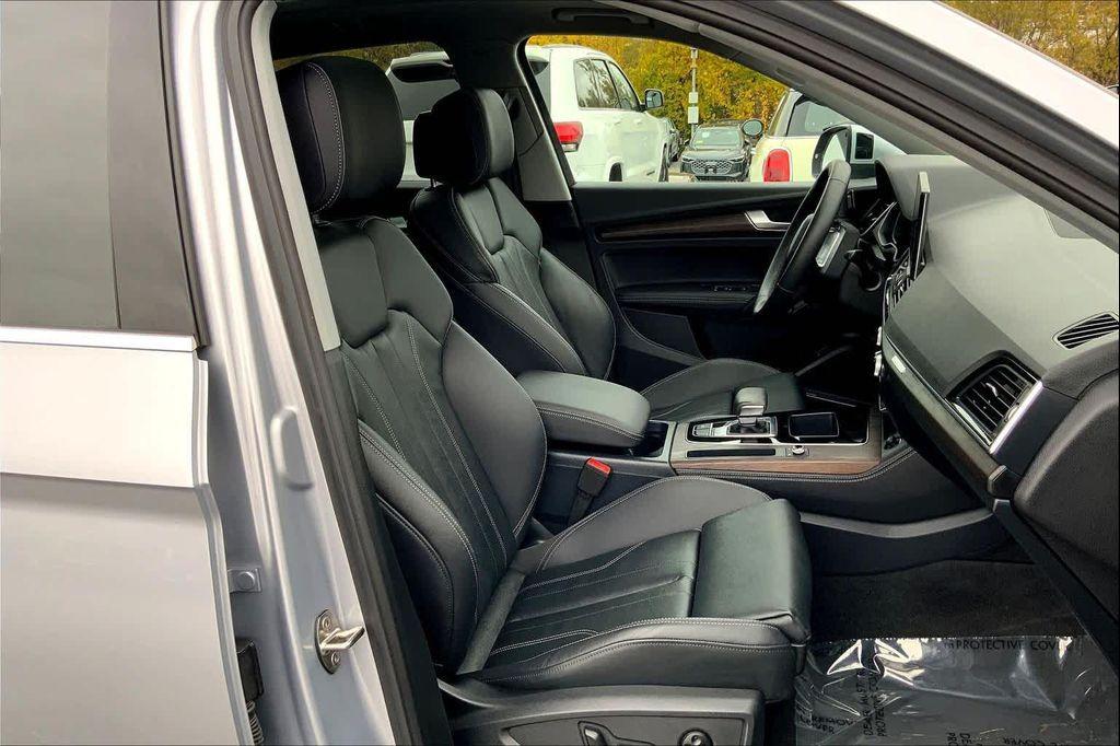 used 2025 Audi Q5 car, priced at $42,120