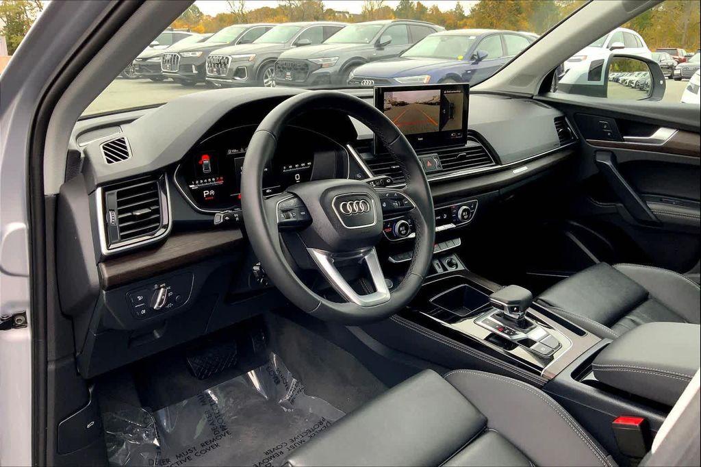 used 2025 Audi Q5 car, priced at $42,120
