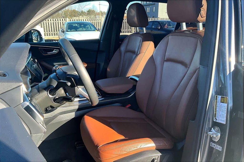used 2021 Audi Q7 car, priced at $26,520