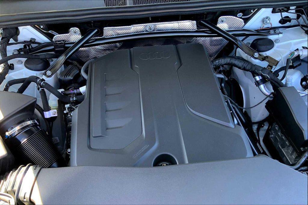 new 2025 Audi Q5 car, priced at $59,945