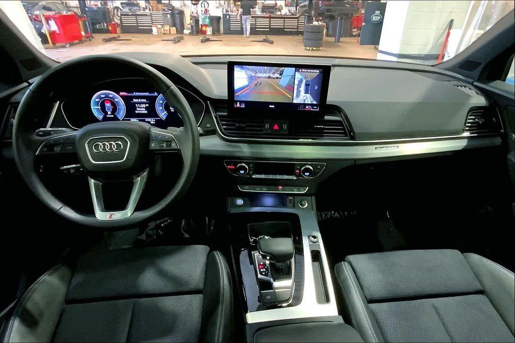 used 2024 Audi Q5 car, priced at $38,820