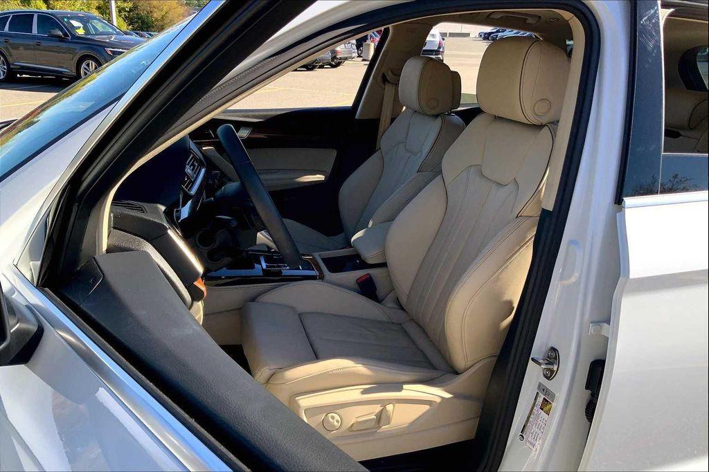 used 2024 Audi Q5 car, priced at $41,120