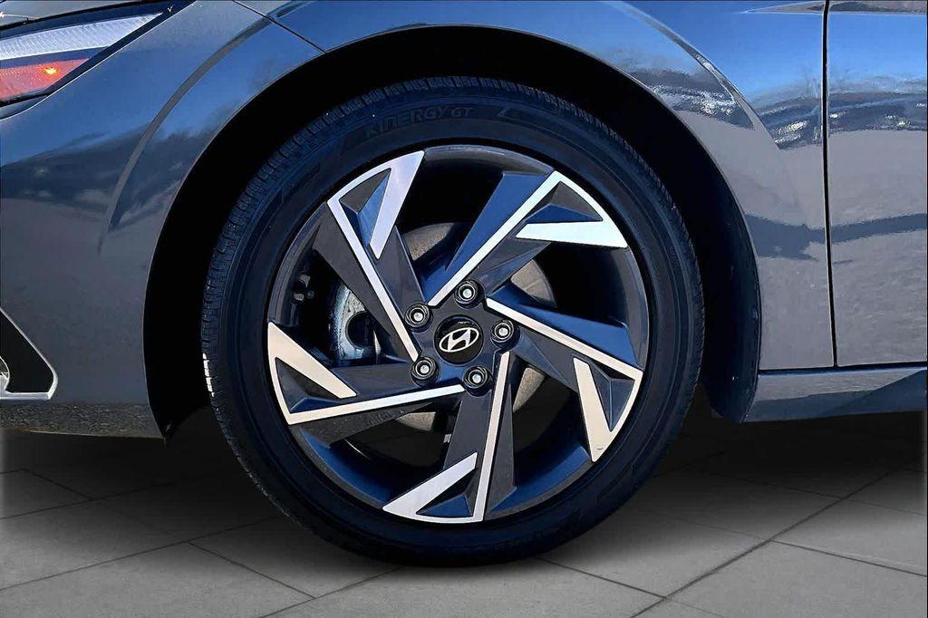 used 2024 Hyundai ELANTRA HEV car, priced at $22,420