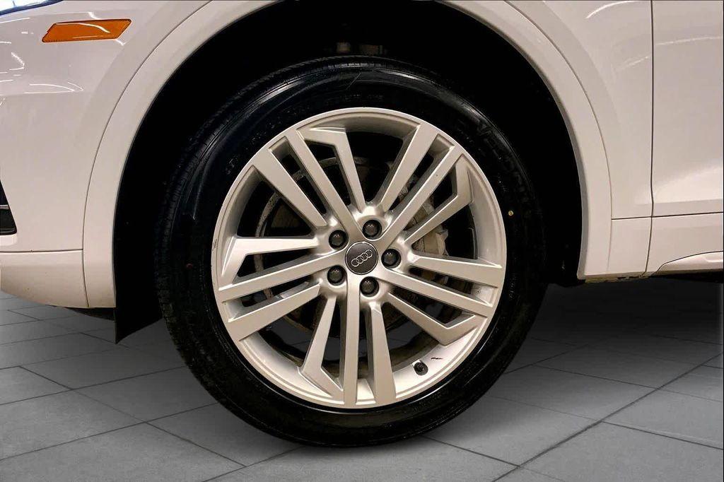 used 2020 Audi Q5 car, priced at $22,290