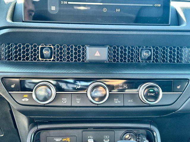 new 2026 Honda CR-V Hybrid car, priced at $40,175