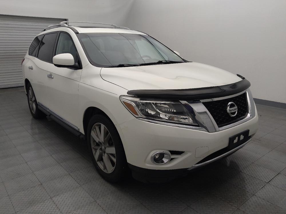 used 2016 Nissan Pathfinder car, priced at $18,195