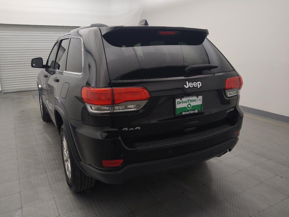 used 2018 Jeep Grand Cherokee car, priced at $20,195