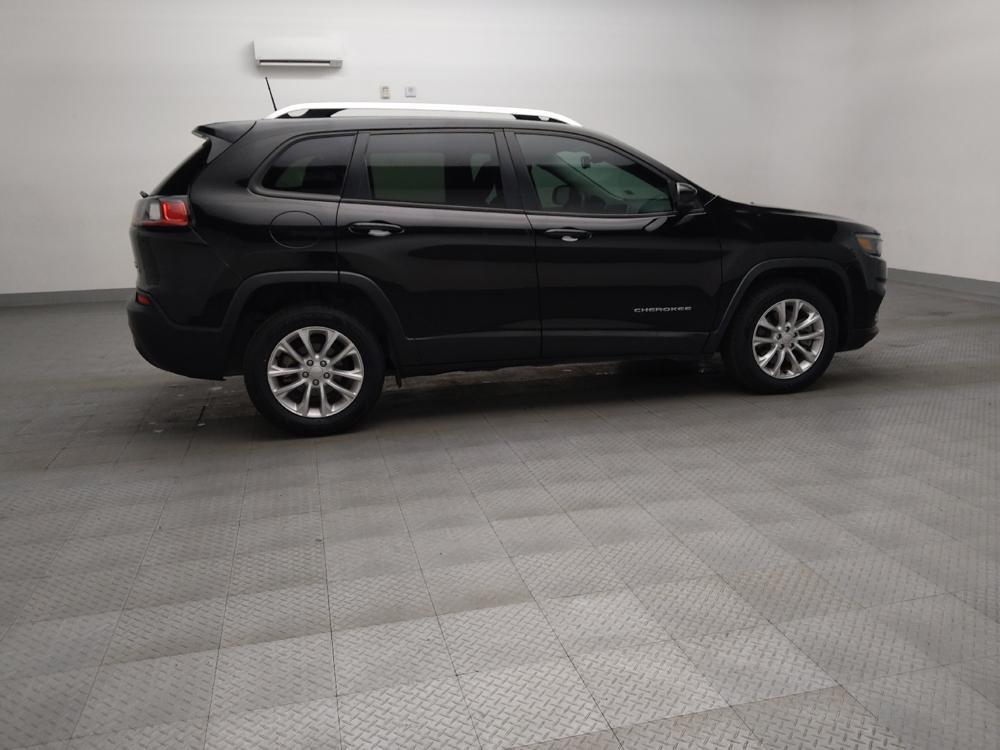 used 2021 Jeep Cherokee car, priced at $18,095